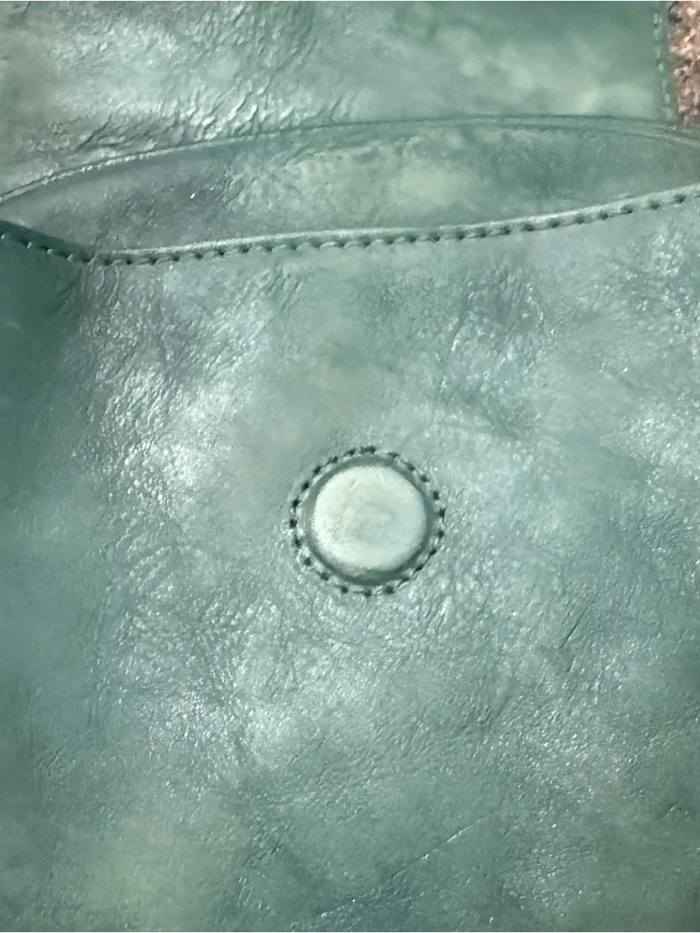 Old Trend Deep Green Leather Crossbody Saddle Bag with Flap